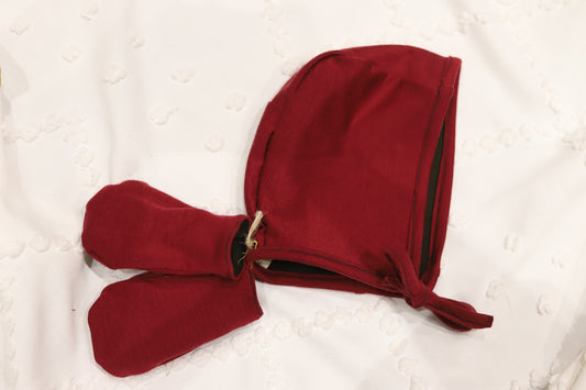 Merino Wool Bonnet and Mitts in Cranberry and Forest